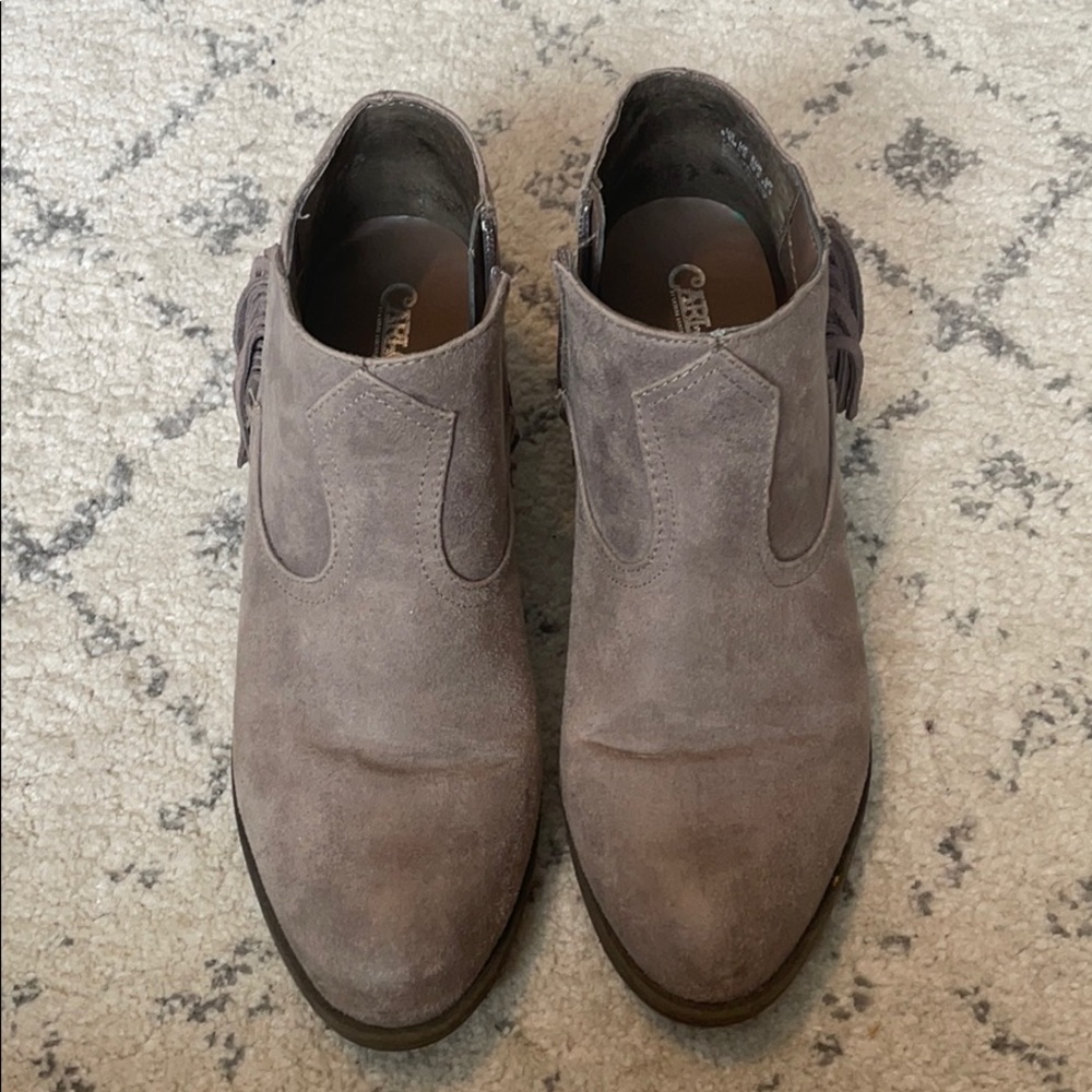 Carlos Santana grey suede bootie with fringe